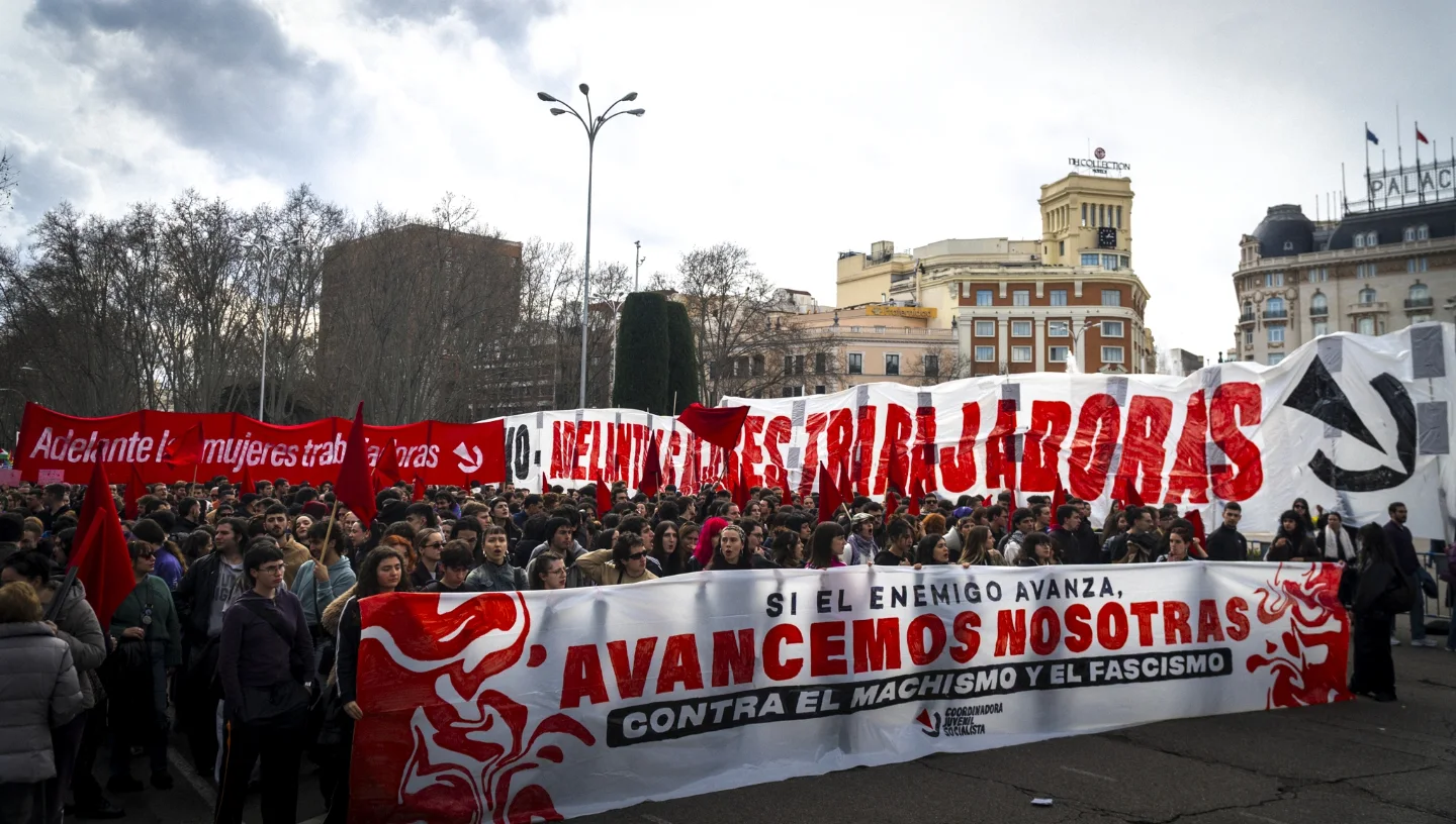 8M: «Si el enemigo avanza, avancemos nosotras»